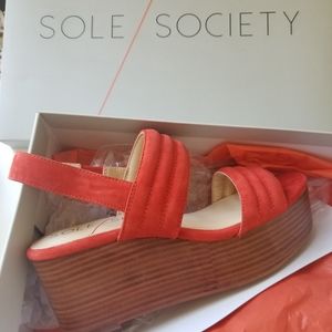 SOLE SOCIETY WEDGE SANDAL  AMBERLY